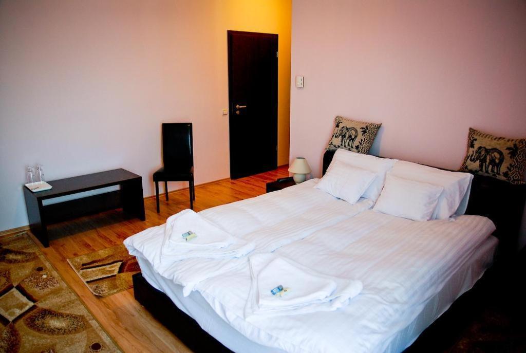 Pazonyi Fogado Es Etterem Hotel Nyírpazony Room photo